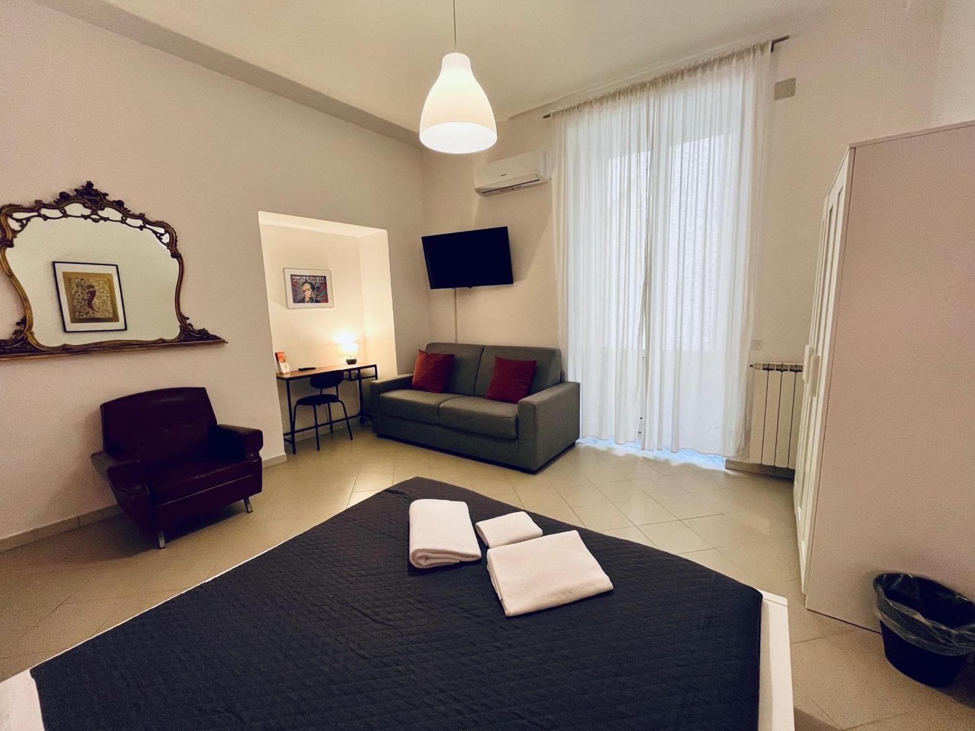 Bed and Breakfast Pop Santa Chiara Nápoles Exterior foto
